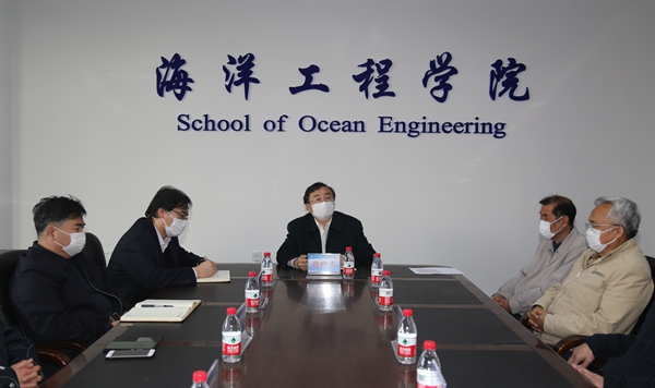 新春涂装工人：智能化转型下的坚守与变革