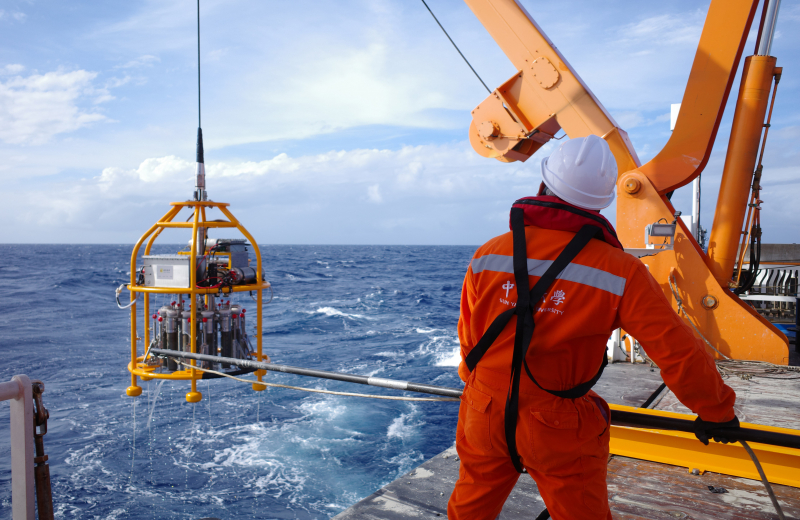 中国海洋大学与中国联通联合打造两大实验室(5G海洋预报减灾、5G生态)有力促进国家技术中心等机构的监测设备研发创新(图1)